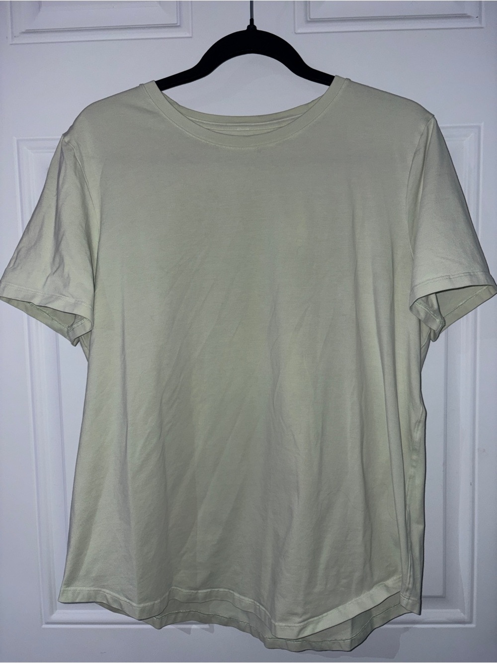 lululemon athletica Women's Short Sleeve Tee - Pale Lime